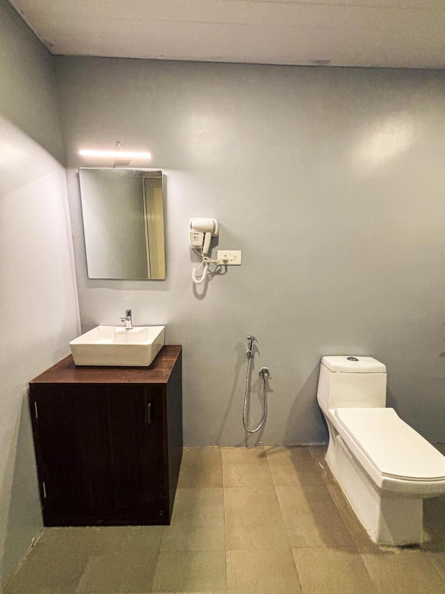 Traverse Luxe Hostel Bãi biển Palolem Ngoại thất bức ảnh